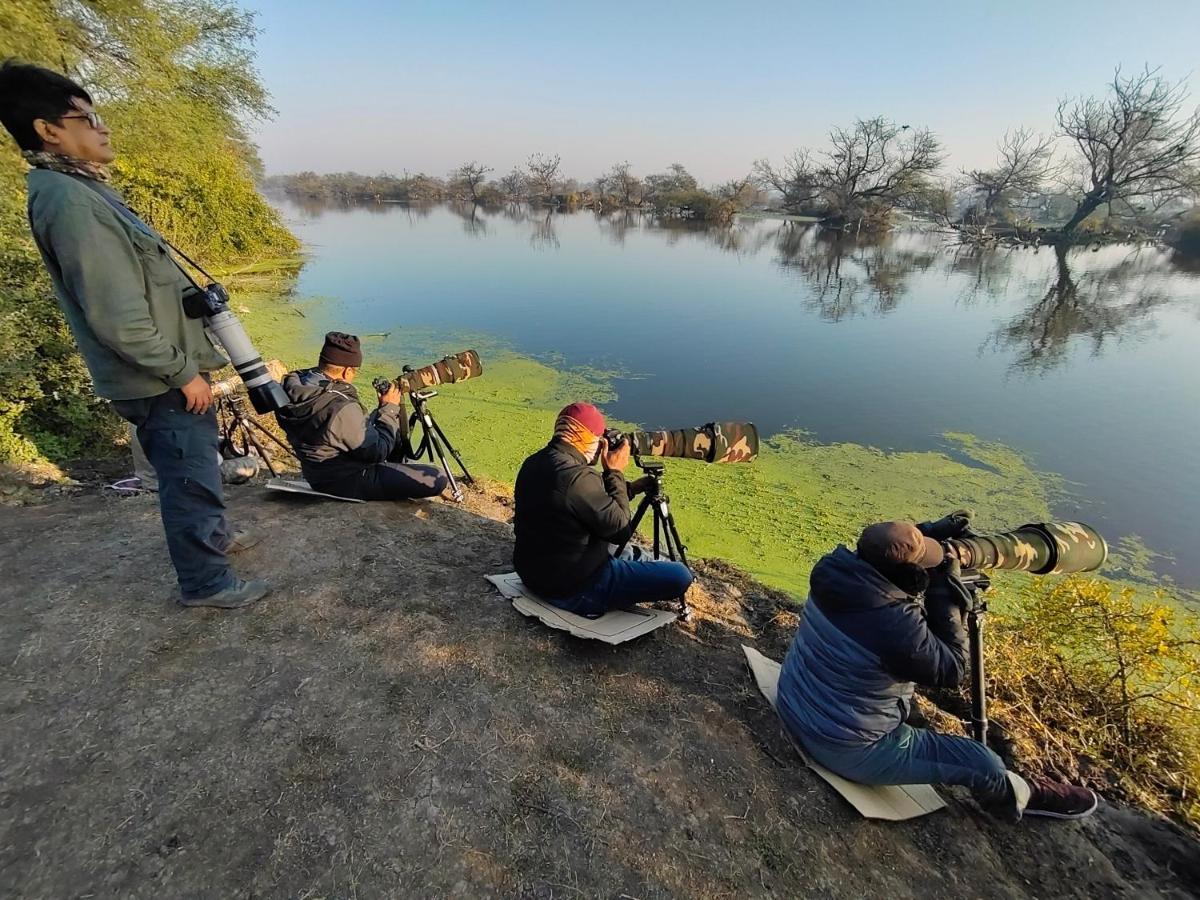 Iora Guest House Bharatpur Extérieur photo