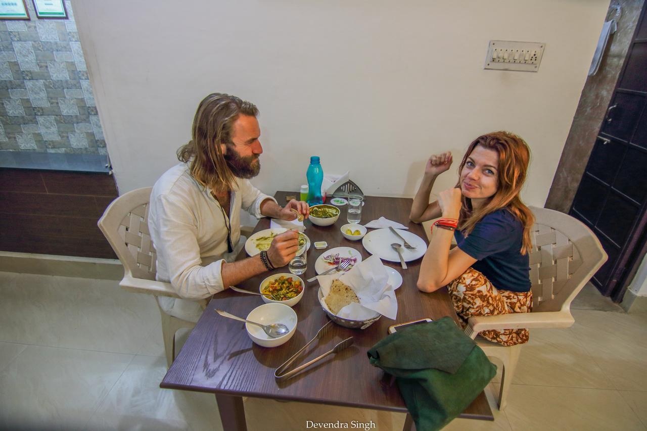 Iora Guest House Bharatpur Extérieur photo
