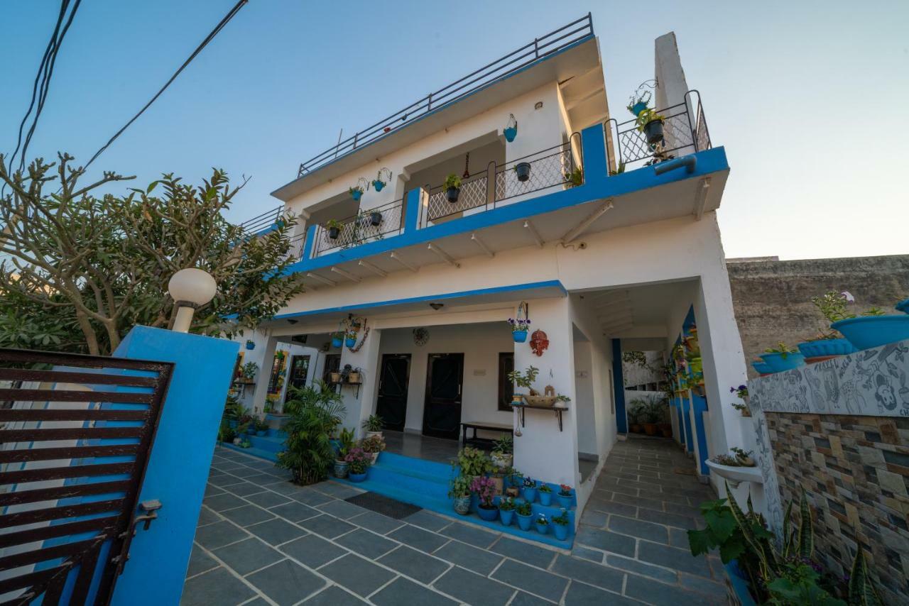Iora Guest House Bharatpur Extérieur photo